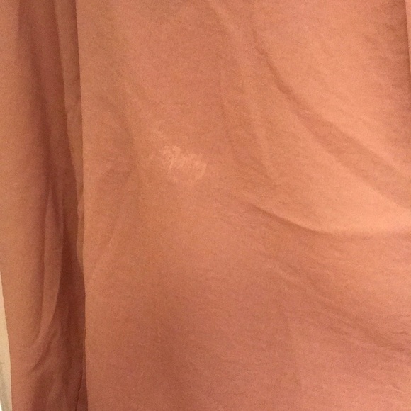 NWT Ann Taylor Sheer Blush Top 💫 - Picture 4 of 5